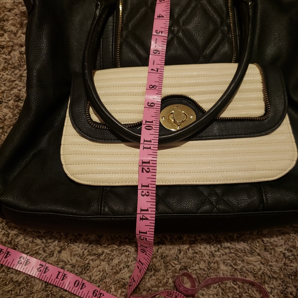 Tote - Picture 5 of 5